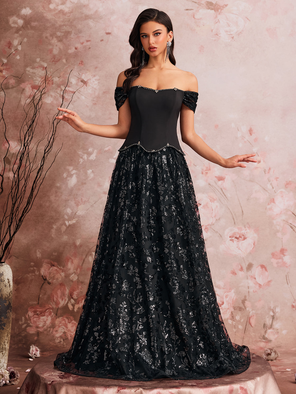 Elegant evening dress, with sequins pieced together and hand-stitched beads, high-end custom-made with a double-layered oversized hem design, adjustable back straps| Blue Plum